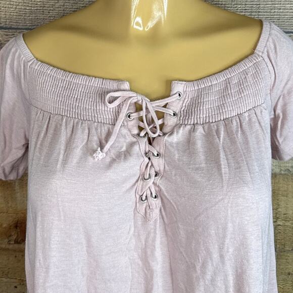 American Eagle Pale Pink Flutter Sleeve Smocked Top Size Small - Picture 3 of 9